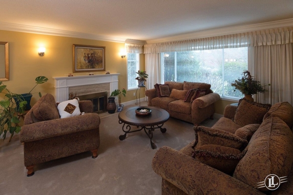 1370 14th Street West Vancouver B.C