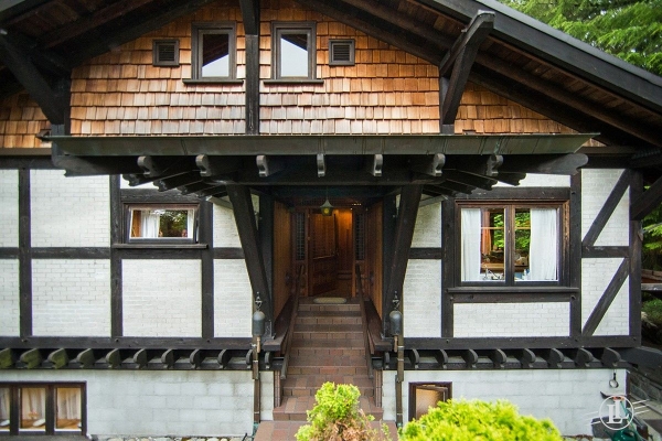 828 Prospect Avenue North Vancouver B.C