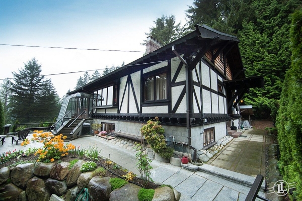 828 Prospect Avenue North Vancouver B.C