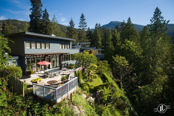 5726 Maple Place West Vancouver B.C