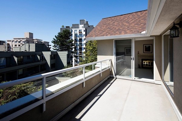 #17-2110 Marine Drive West Vancouver B.C