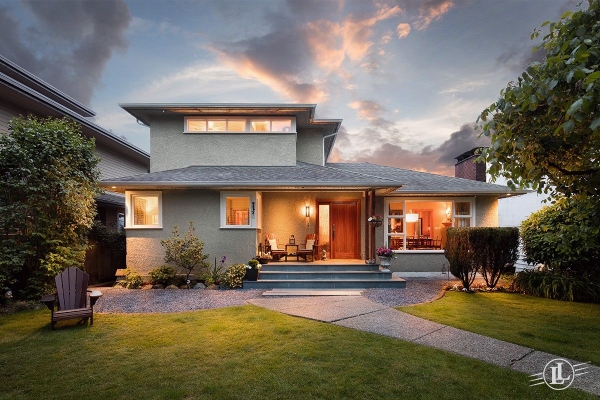 1220 Kings Avenue West Vancouver B.C