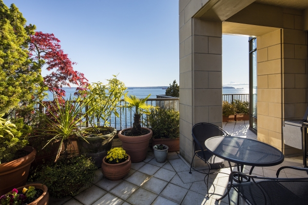 #201-2288 Bellevue Avenue West Vancouver B.C