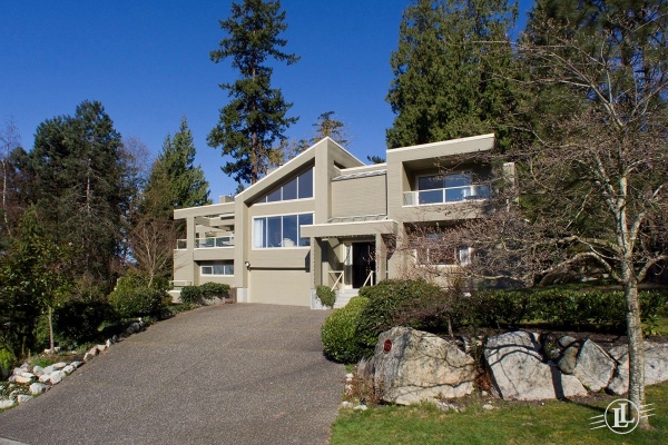 5277 Kew Road West Vancouver B.C