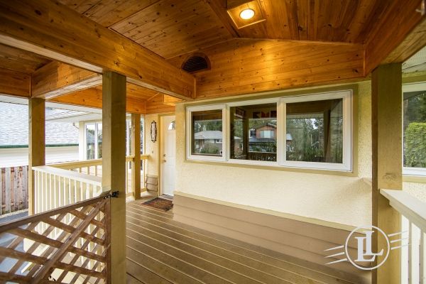 1226 Brantwood Road North Vancouver B.C