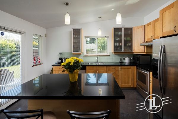 1315 W 15th Street North Vancouver B.C