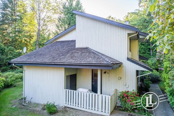 392 Mathers Avenue West Vancouver B.C