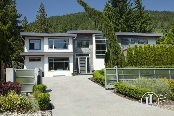 3771 Southridge Avenue West Vancouver B.C