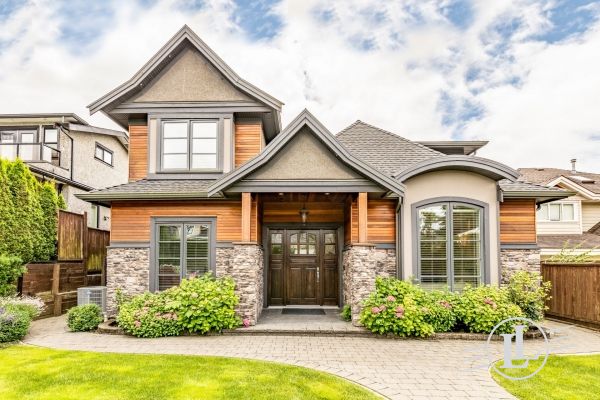 349 W 17th Street North Vancouver B.C