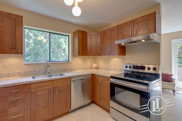 #310-1385 Draycott Road North Vancouver B.C