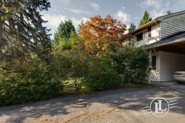 1425 9th Street West Vancouver B.C