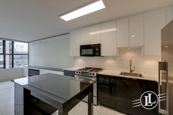 #1102-989 Beatty Street Vancouver B.C