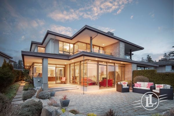 4940 Meadfeild Road West Vancouver B.C