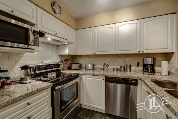 #23-65 Foxwood Drive Port Moody B.C