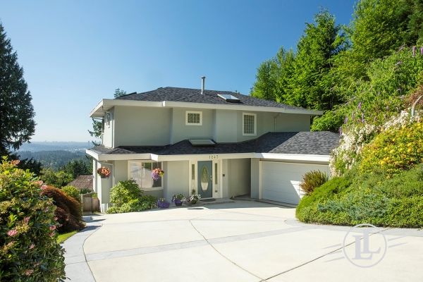 1247 Coleman Street North Vancouver B.C