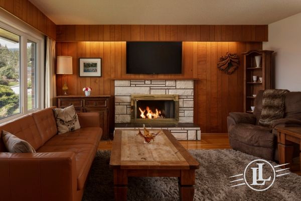 4054 Ruby Avenue North Vancouver B.C