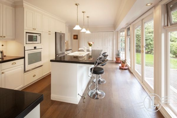 490 Gordon Avenue West Vancouver B.C