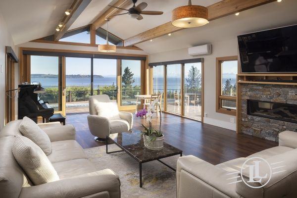 4130 Burkehill Place West Vancouver B.C