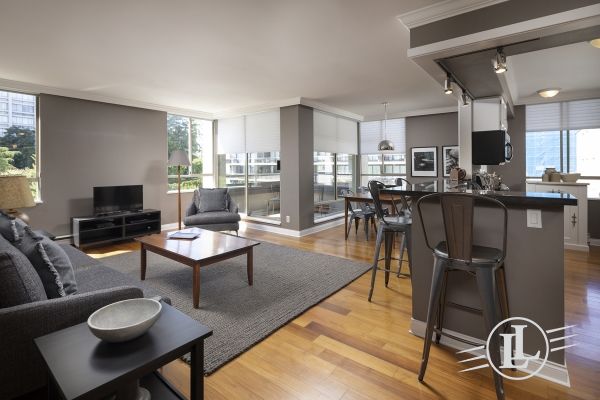 #401-1485 Duchess Avenue West Vancouver B.C