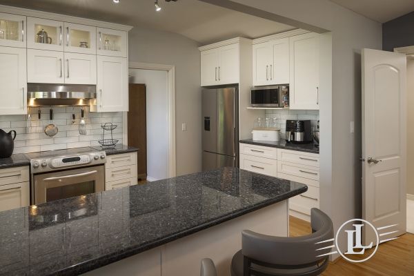 4201 Rockridge Crescent West Vancouver B.C