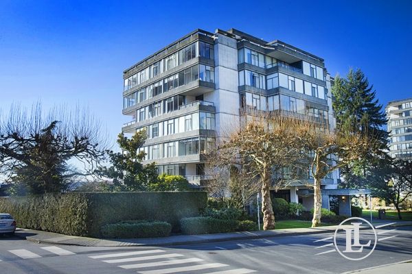 #405-1420 Duchess Avenue West Vancouver B.C