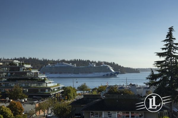 #405-1420 Duchess Avenue West Vancouver B.C