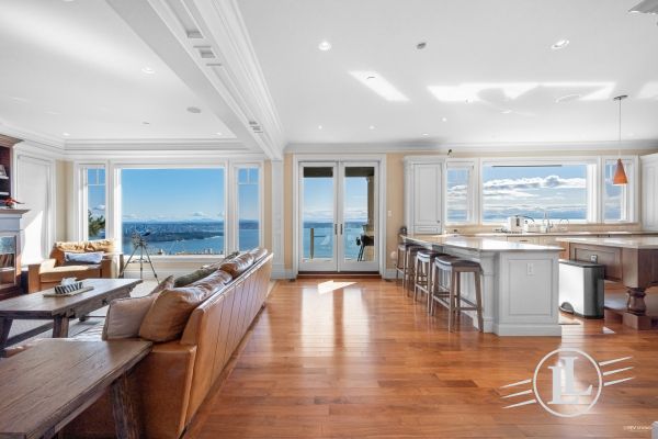 2761 Willoughby Road West Vancouver B.C