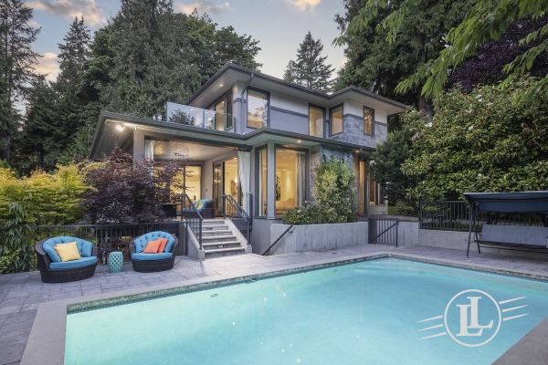 281 29th Street West Vancouver B.C