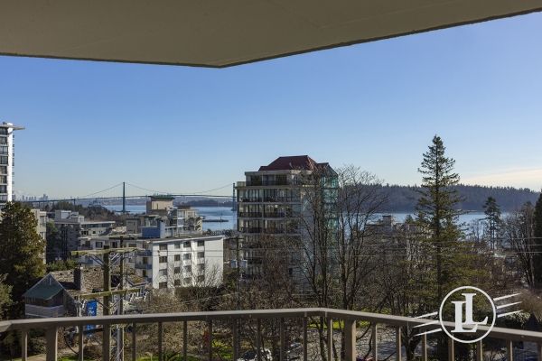 #501-747 17th Street West Vancouver B.C