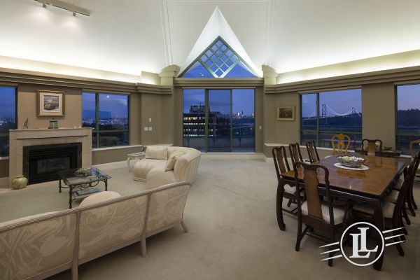 #19A-328 Taylor Way, West Vancouver B.C