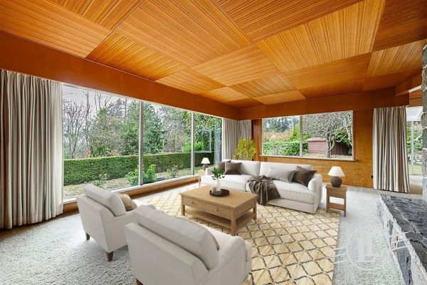 2847 Mathers Avenue West Vancouver B.C