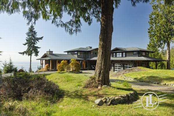 1041 Annette Court Bowen Island