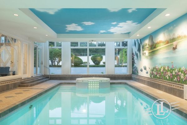 835 Highland Drive West Vancouver B.C